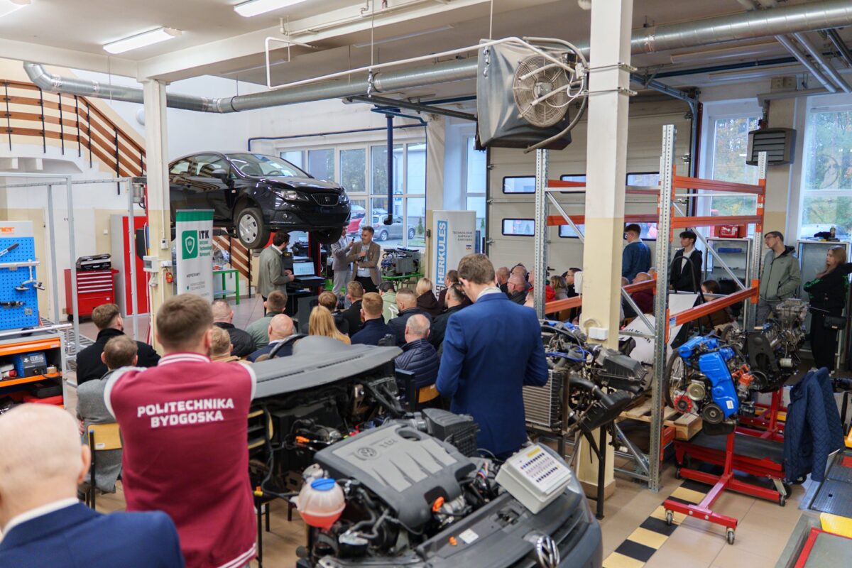 II Konferencja Bezpieczeństwa Napraw Pojazdów w Bydgoszczy: nauka i branża razem dla bezpieczeństwa