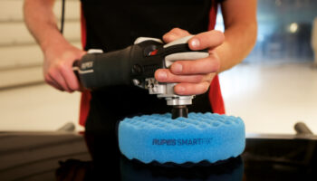 RUPES SMARTFIX – rewolucyjny system dwustronnych padów rotacyjnych. Szybsza praca, większa kontrola, zero narzędzi