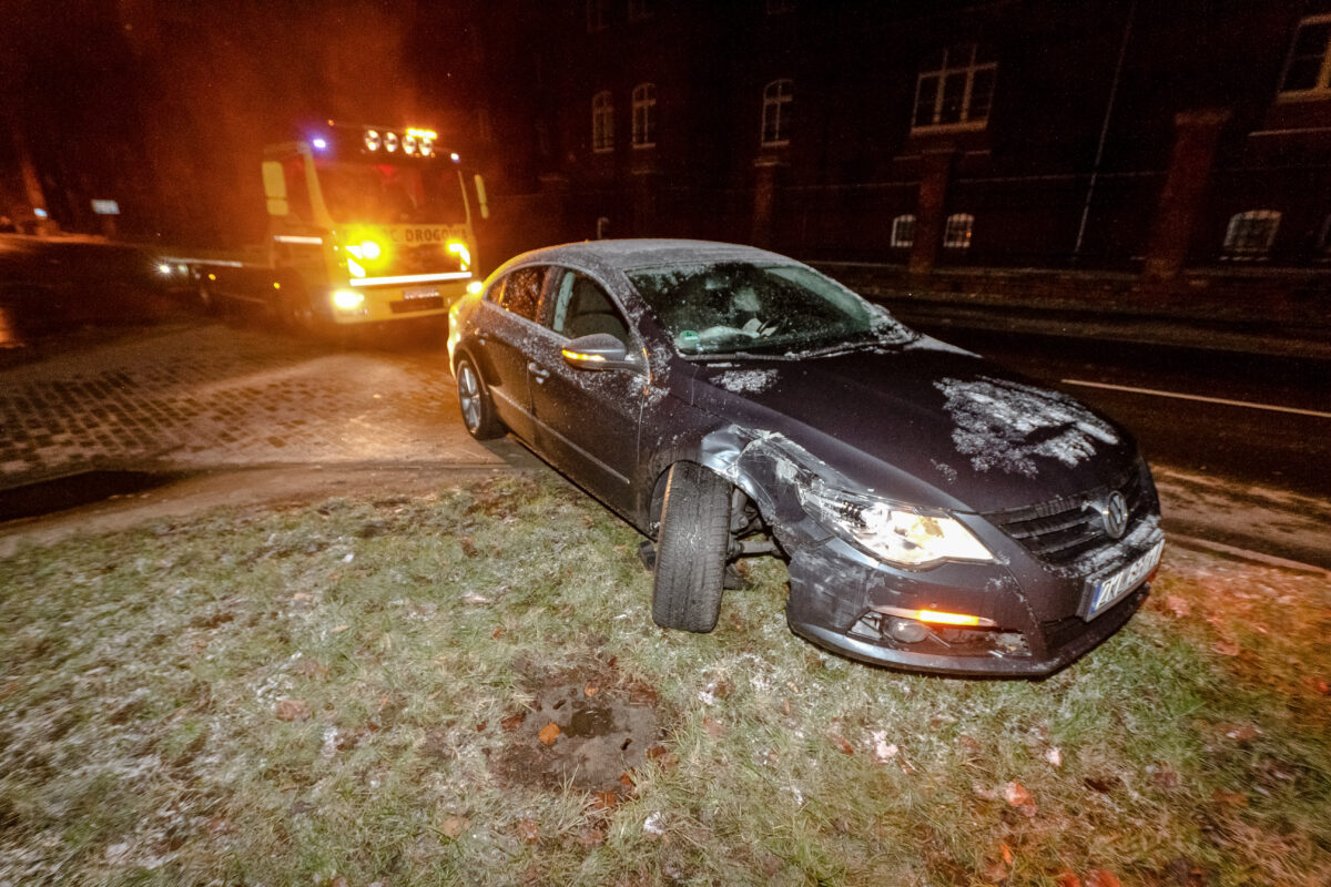 Automatyczne wyrejestrowanie pojazdu 2026 – koniec wizyt w urzędzie po złomowaniu Automatyczne wyrejestrowanie pojazdu 2026 – koniec wizyt w urzędzie po złomowaniu