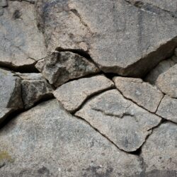 FELGI Flinstonow kamien