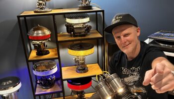 Lampy z części samochodowych – jak stary gaźnik zmienia się w designerską lampę?