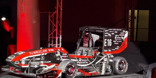 PWR Racing Team RT16e zaprezentowany. Pierwszy bolid z nowym lakierem bezbarwnym PPG D8178