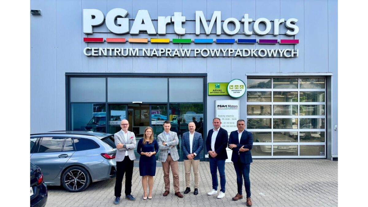 AkzoNobel Vehicle Refinishes podpisuje nową, wieloletnią umowę partnerską z Grupą Emil Frey