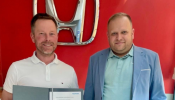 AkzoNobel Car Refinishes Polska oraz BLS Wyszomirski kontynuuje współpracę na rzecz  najwyższej jakości naprawy